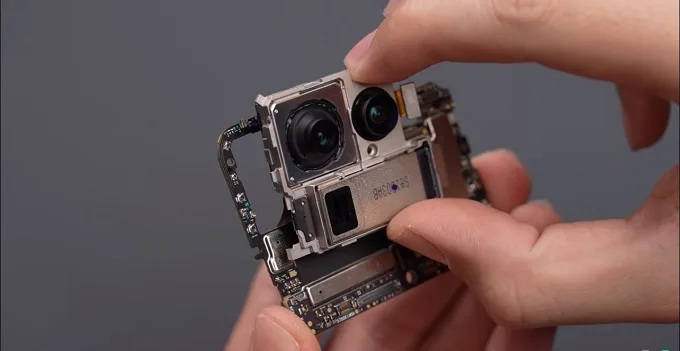 cụm camera được gắn chung