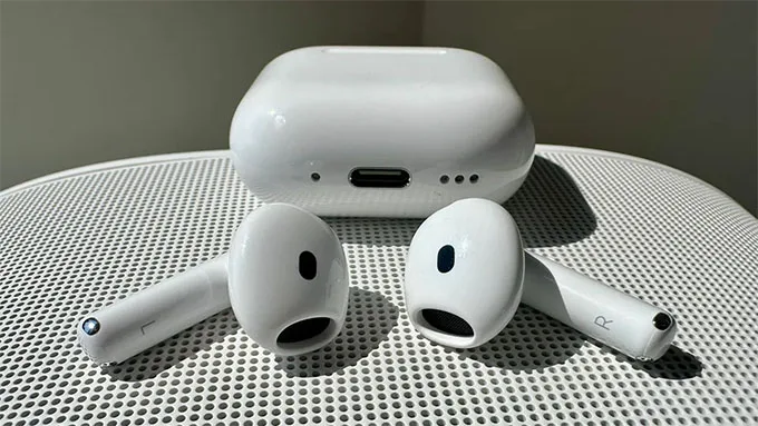 Chất lượng âm thanh và khả năng chống ồn chủ động trên AirPods 4 giá rẻ