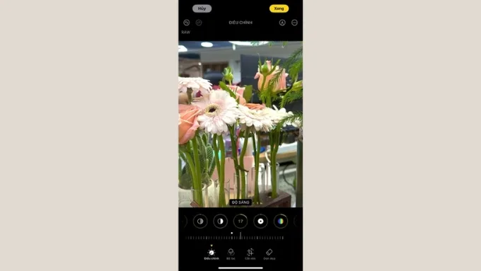 Chỉnh sửa bằng ứng dụng Ảnh (Photos) trên iPhone