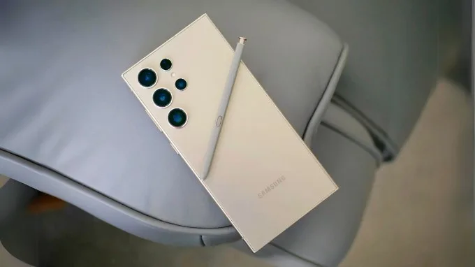 Galaxy S24 Ultra cũ 99% ngoại hình như mới