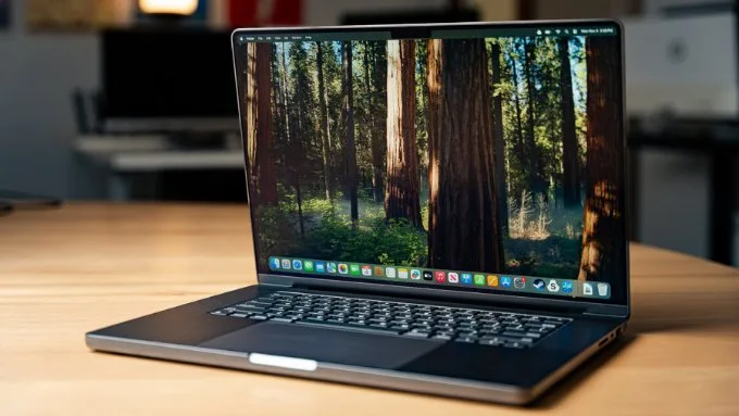 Macbook Pro M4 Pro 16 inch