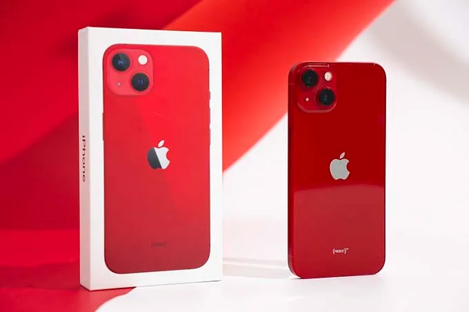 iPhone 13