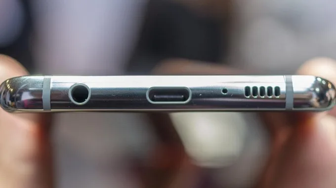 Jack cắm tai nghe vẫn được giữ nguyên