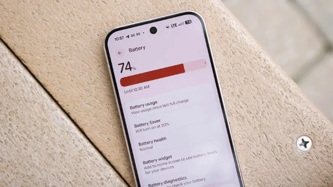 So sánh iPhone 17 Pro và Google Pixel 10 Pro về pin sạc
