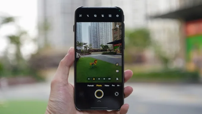 So sánh Galaxy S26 Ultra và Vivo X300 Pro ở mảng này cho thấy Vivo X300 Pro nổi bật ở chất lượng telephoto cao cấp