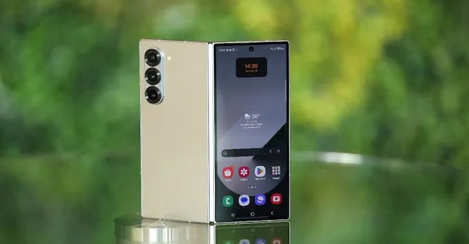So sánh với Samsung Galaxy Z Fold 7