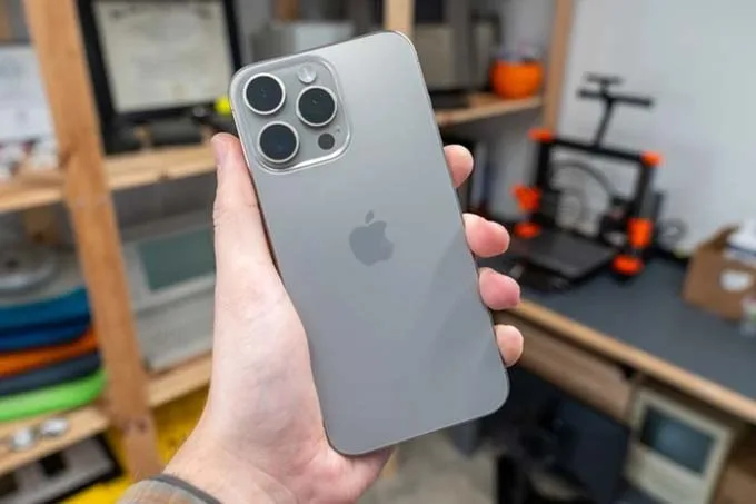 iPhone 15 Pro Max