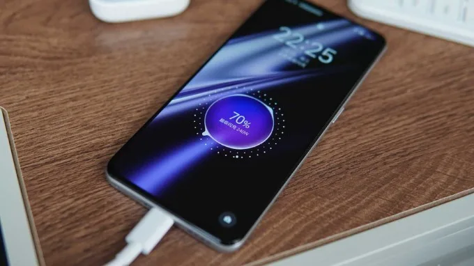 pin-sac-realme-gt-neo-5-xtmobile