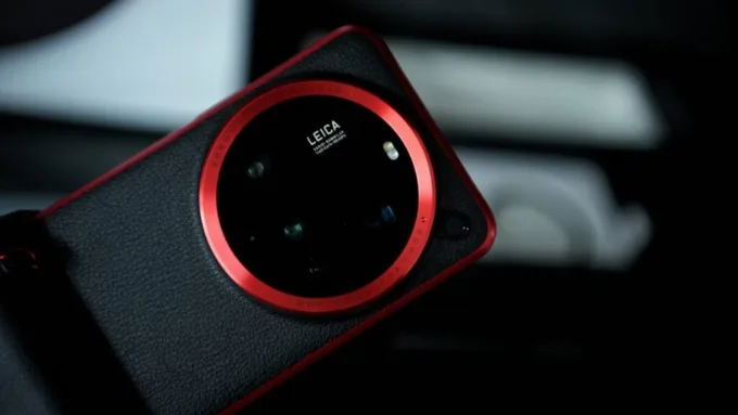 Ảnh render của Xiaomi 17 Ultra hé lộ chi tiết máy chỉ xuất hiện 3 camera thay vì 4