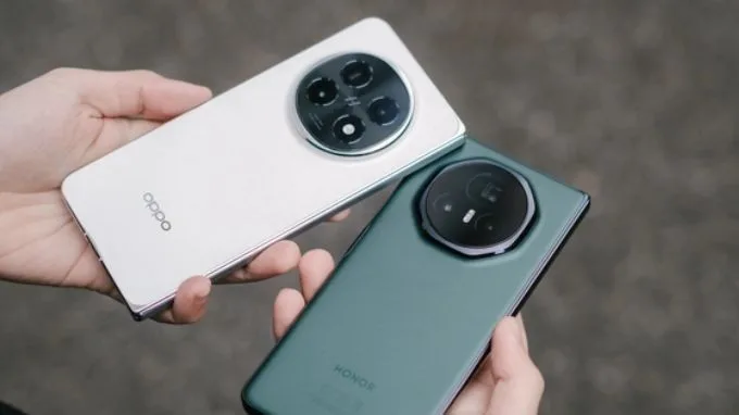 Nên chọn Oppo Find N5 hay Honor Magic V3