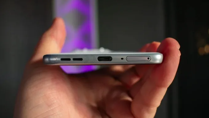 Pin là điểm khác biệt khi so sánh Motorola Edge 70 Fusion vs Redmi Note 15 Pro