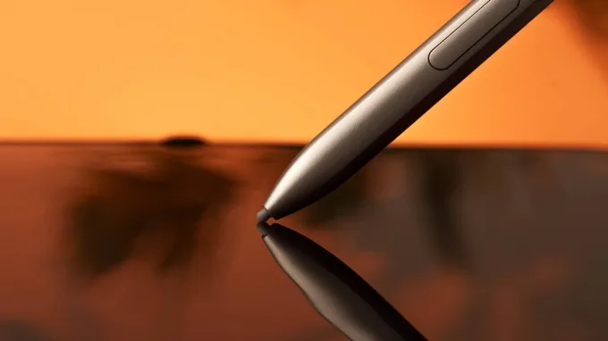 Bút AI Magic Pen là một trong những điểm nhấn đáng chú ý trên OPPO Find N6