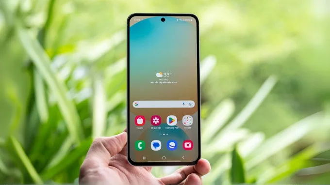 Samsung S24 FE ra mắt với màn hình 6.7 inch cực đại