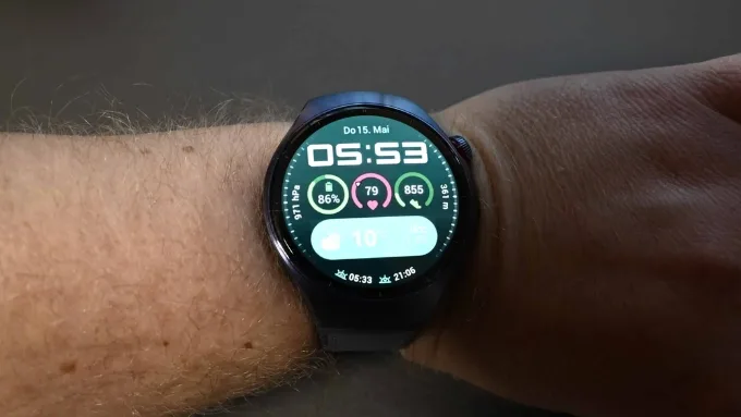 Huawei Watch 5 sử dụng tấm nền LTPO 2.0 AMOLED