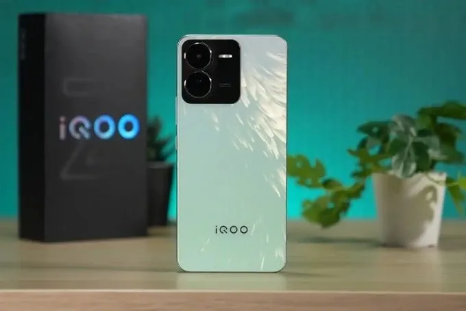thiet-ke-iqoo-z9-5g-xtmobile