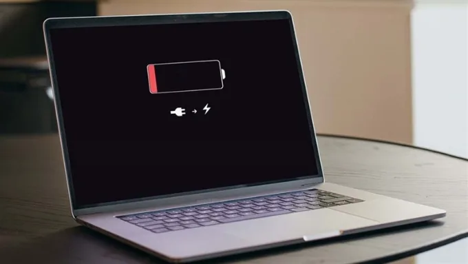 Xả pin MacBook là quy trình giúp hệ thống quản lý năng lượng trên macOS đánh giá lại chính xác dung lượng pin thực tế