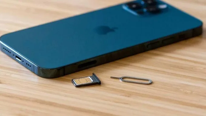 iPhone 12 có 2 SIM