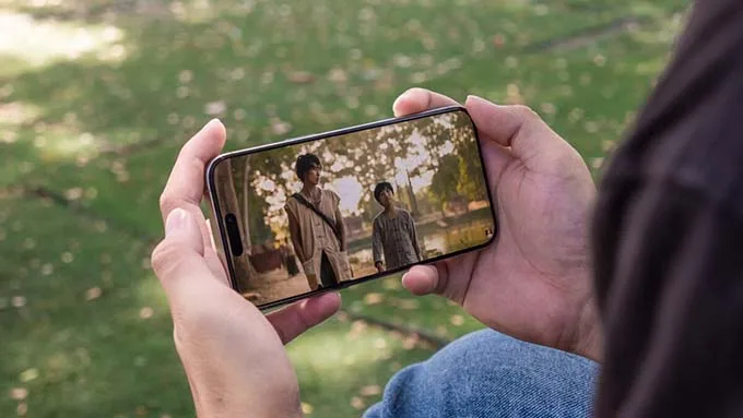 Có nên mua iPhone 15 Pro Max bản Mỹ 2 eSIM không?
