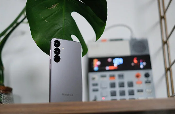 Thiết kế Galaxy S25