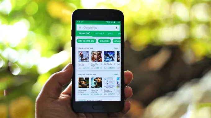 Chơi game, xem phim thoải mái trên Galaxy J2 Pro