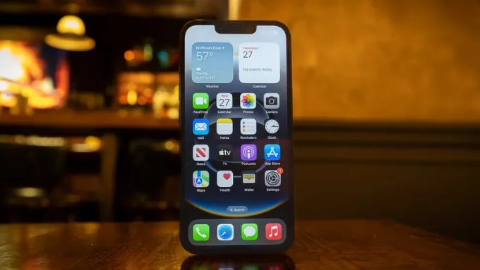 Điểm thay đổi nhỏ trên iPhone 17e nằm ở lớp kính Ceramic Shield 2