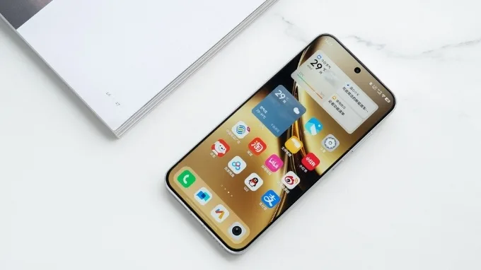Vivo X300 Pro Mini được cho là sẽ sở hữu màn hình phẳng