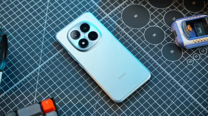 Thiết kế và độ hoàn thiện của Redmi Note 15 Plus