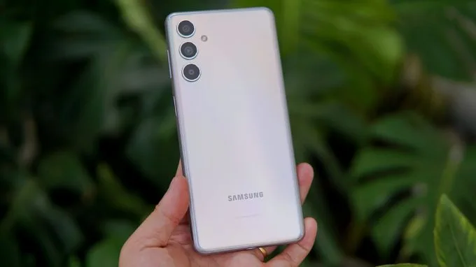 Samsung Galaxy M54 5G
