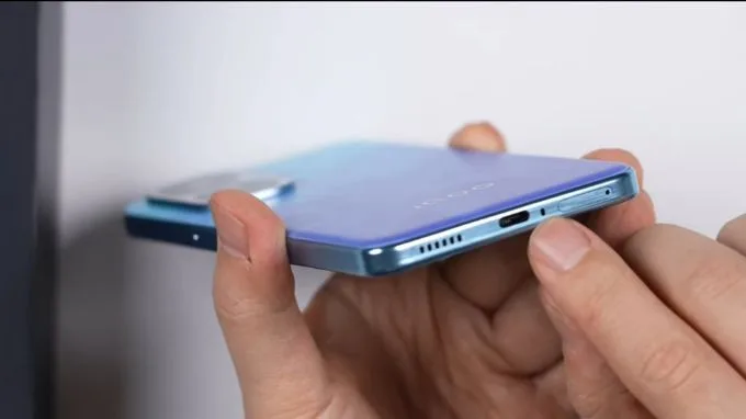 Đánh giá dung lượng pin và tốc độ sạc của iQOO Neo 10 Pro Plus
