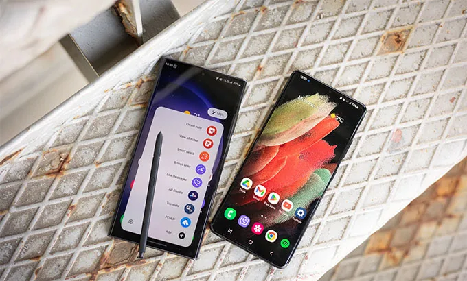 Samsung đều trang bị viên pin có dung lượng 5.000mAh cho hai model của mình