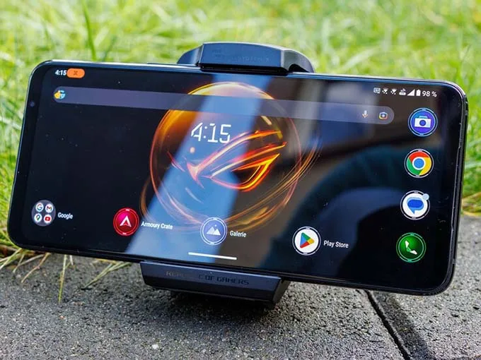 ROG Phone 8 sở hữu cấu hình vượt trội, hệ thống tản nhiệt tối ưu hơn