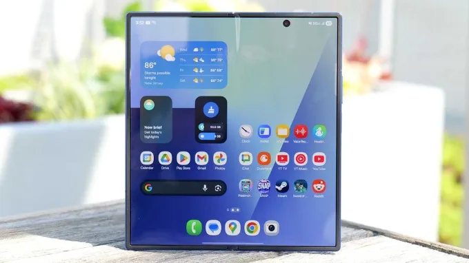 Chi phí sửa chữa màn hình Galaxy Z Fold 7 khiến bạn phải cân nhắc