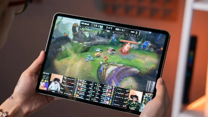 So sánh Xiaomi Pad 8 vs Galaxy Tab S10 FE về hiệu năng cho thấy sự khác biệt khá rõ ràng giữa 2 thiết bị