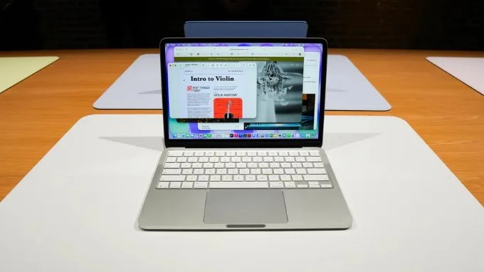 so-sanh-macbook-neo-va-macbook-air-m5-ve-am-thanh-xtmobile