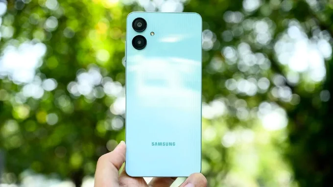 Samsung Galaxy A06
