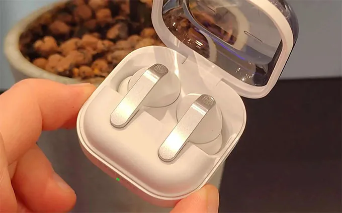 Galaxy Buds 4 Pro ghi điểm với thiết kế được cải tiến mạnh mẽ 