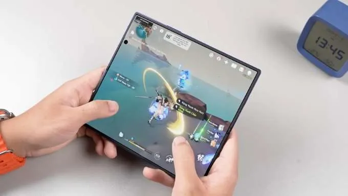 Khả năng chơi game Genshin Impact của Galaxy Z Fold 7