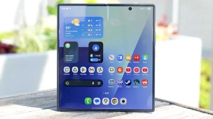 Màn hình Galaxy Z Fold 7