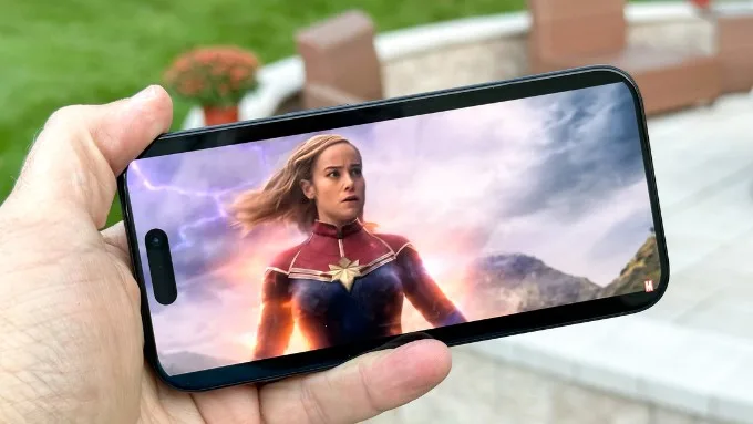 So sánh iPhone 17 Pro và iPhone 15 Pro về màn hình