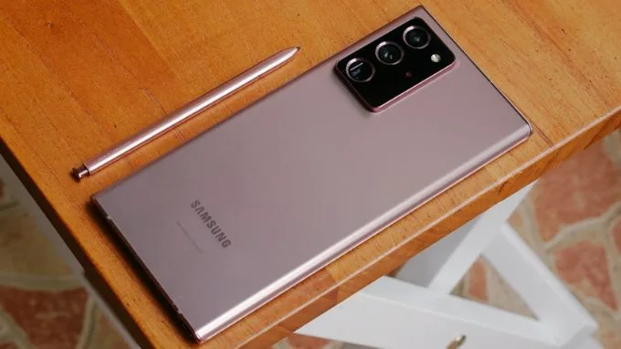 Điện thoại Samsung có bút cảm ứng Note 20 Ultra