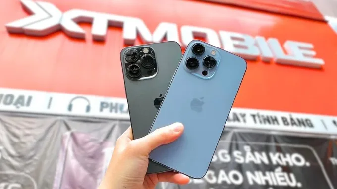 Thay pin iPhone chính hãng tại XTmobile
