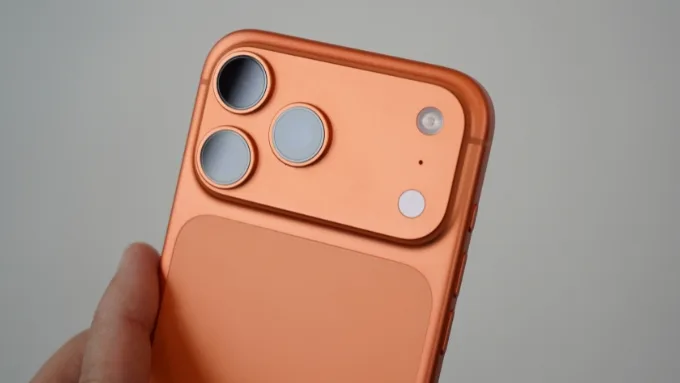 iPhone 17 Pro Max tập trung vào trải nghiệm chụp chuyên nghiệp với bộ 3 camera 48MP cho cả ống kính chính, siêu rộng và tele