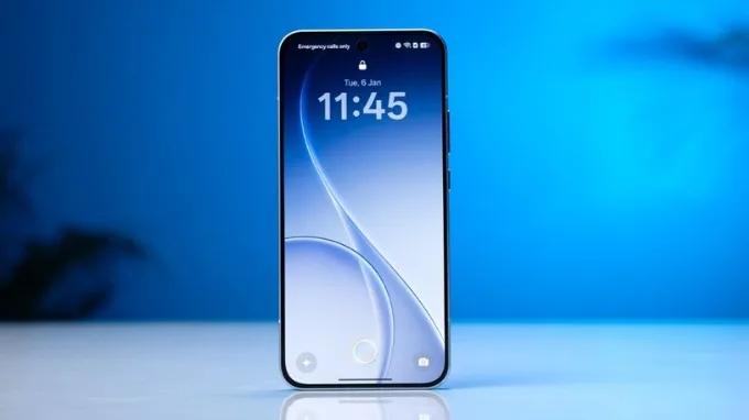 Màn hình OPPO Reno 15 5G vs Reno 14 5G