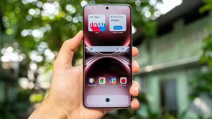 Màn hình hiển thị Vivo X200 Ultra