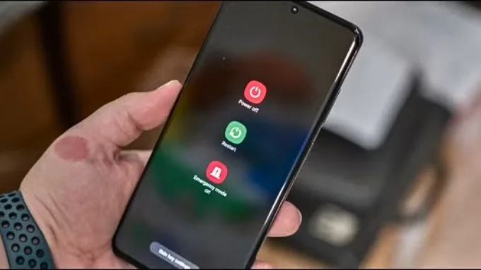 Những lưu ý khi tắt nguồn điện thoại Samsung