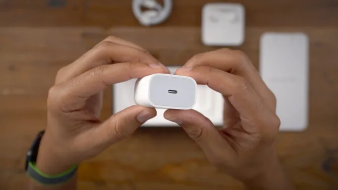 Củ sạc 20W của Apple