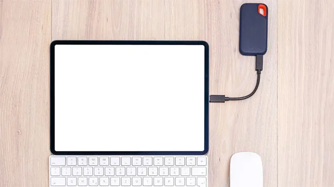 Lưu trữ tệp linh hoạt: iCloud drive và bộ nhớ ngoài