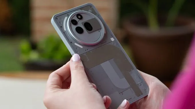 Có nên mua Nothing Phone (3a) Pro