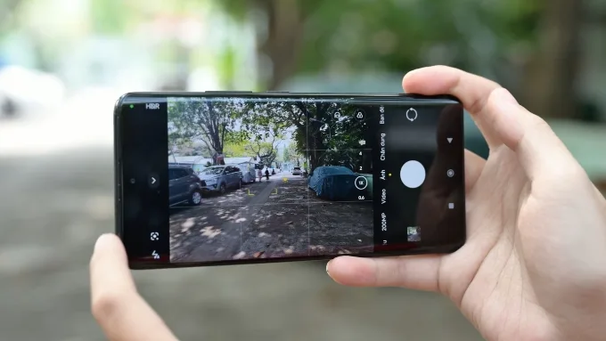 Khả năng chụp ảnh là một trong những điểm đáng chú ý khi thiết bị được trang bị camera chính có độ phân giải lên tới 200MP