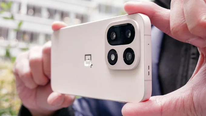 Camera của OnePlus 15